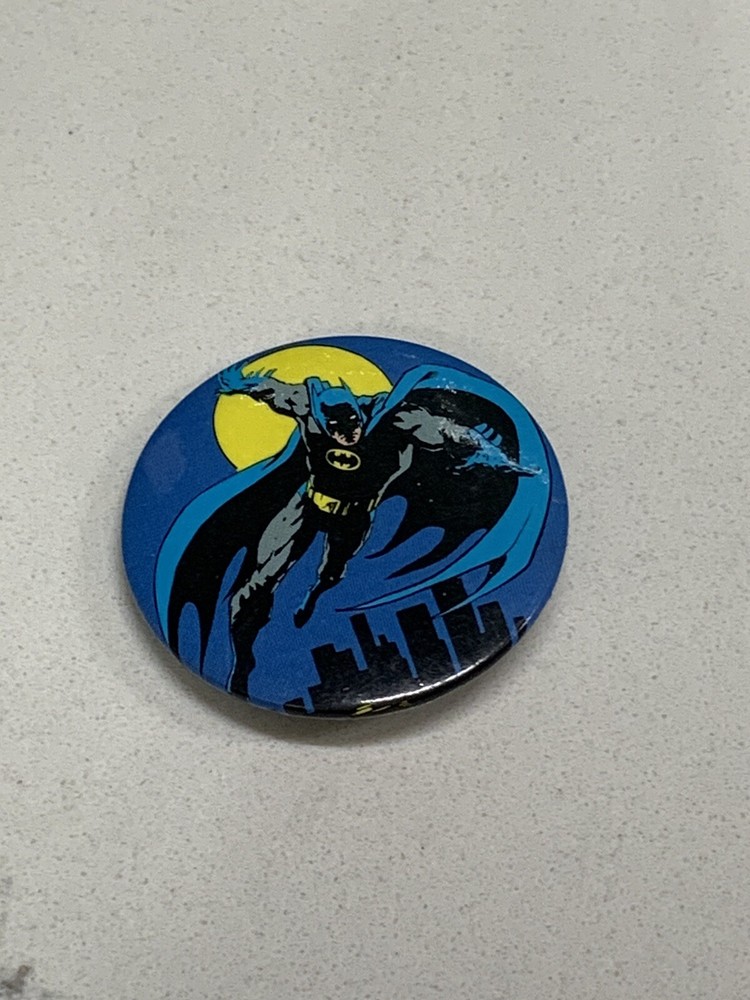 Vintage DC Comics Batman Over The City Button/badge