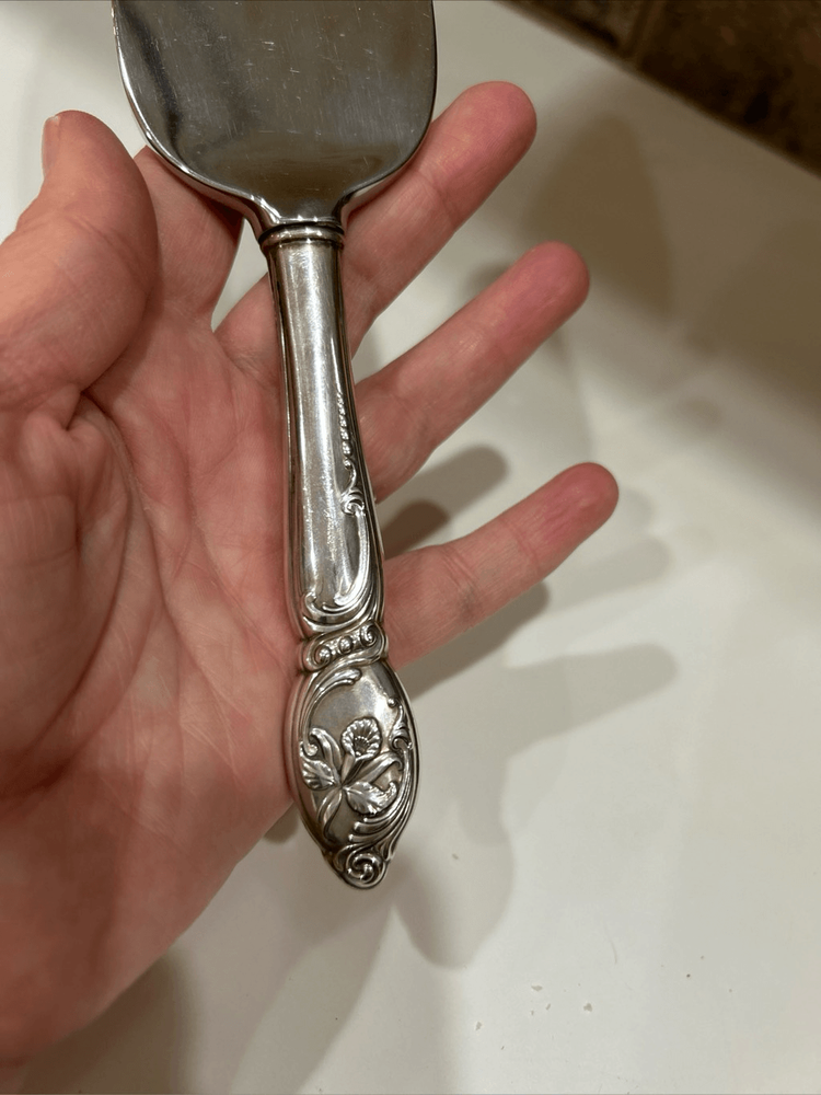 Mid Century Modern Stainless Wedding Pie/Cake Knife/Server Approximately 11”.