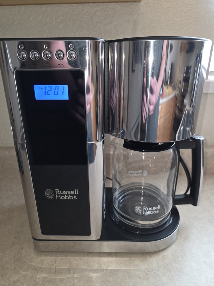 Russell Hobbs Model CM8100 8 Cup Coffeemaker Chrome & Black Tested Working