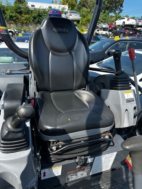 2017 kubota u35-4