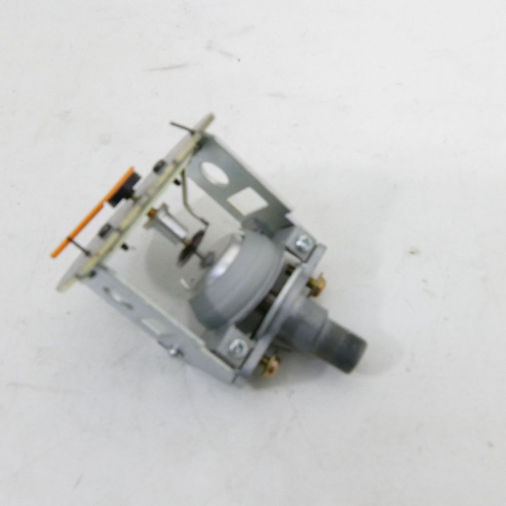 Suzuki RG 80 Tachometer Cockpit Instruments Speedometer 45619