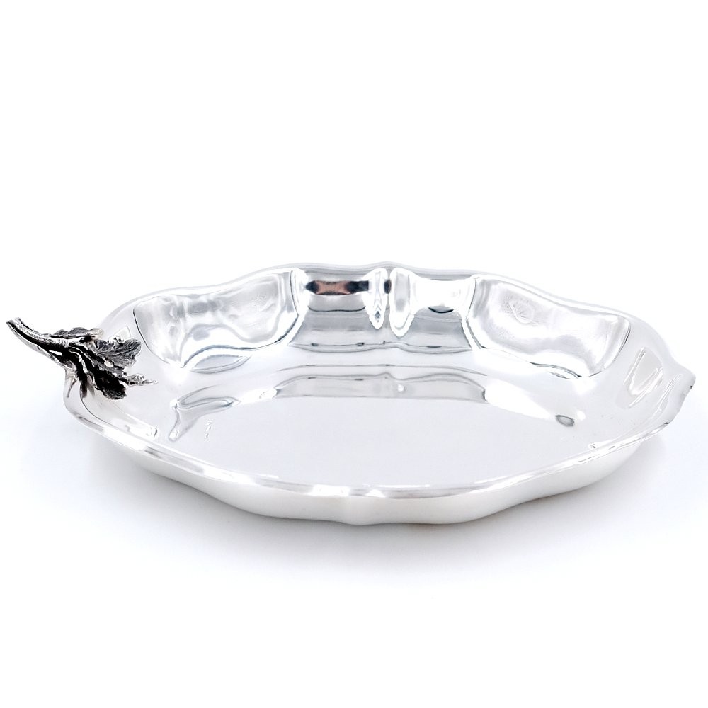 Italian Solid Silver Glossy Bon Bon Bowl with Oak Leaf