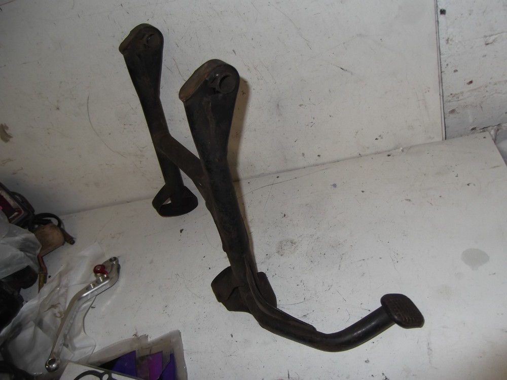 YAMAHA XS1100 CENTRE STAND
