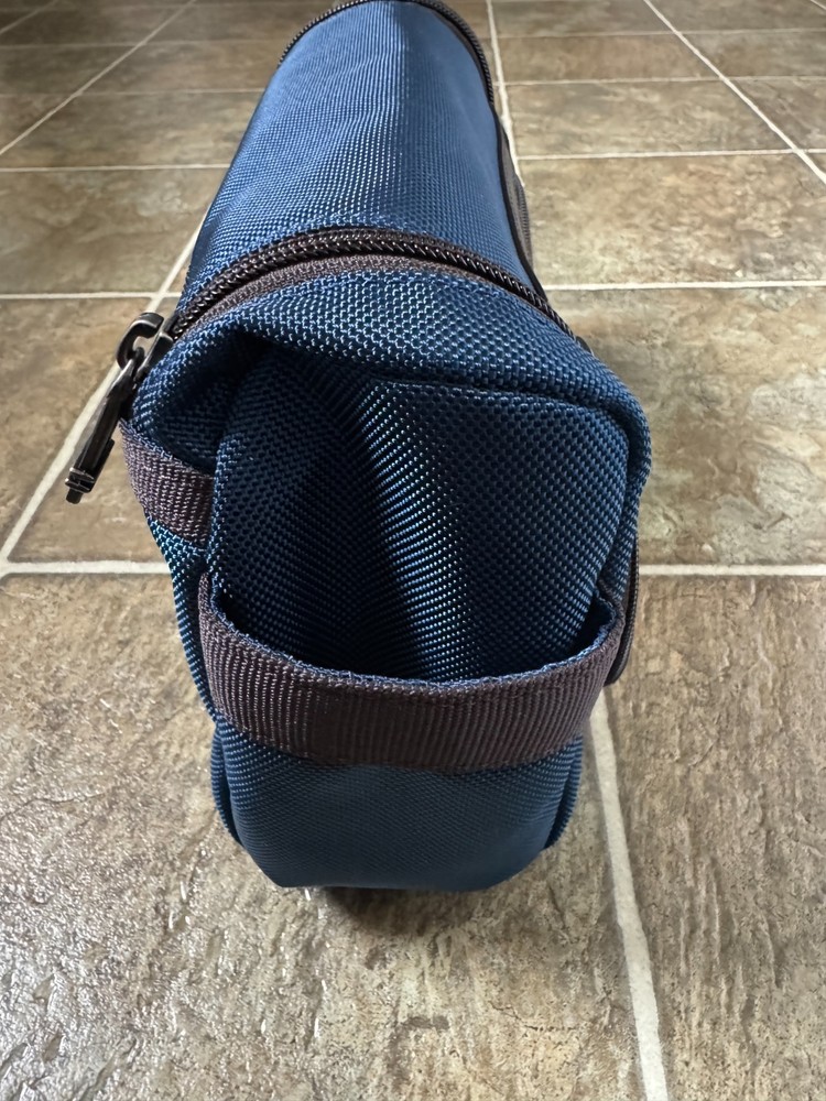 NWT $125.00 Tumi Broadview Travel Kit