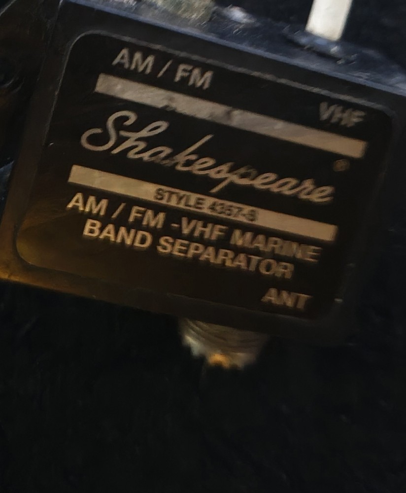 Shakespear 4357-s MARINE BAND SEPERATOR