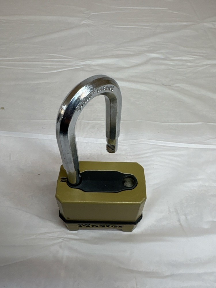 MASTER LOCK M175XDLF (J31004409)