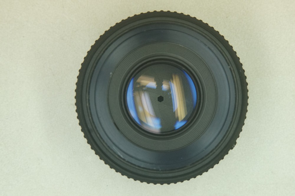 Unknown Prime Lens with f/2.0 Maximum Aperture with Unknown Mount