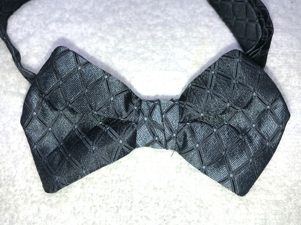 MENS ADJUSTABLE BOW TIE CHARCOAL GRAY NWOT