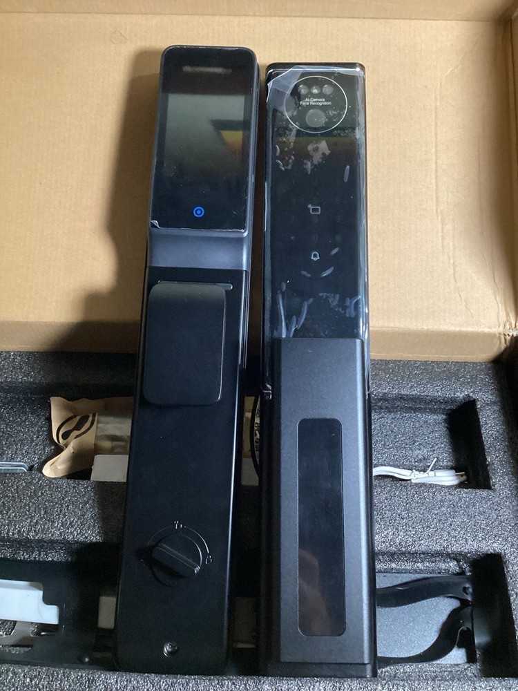 Smart Door Lock with Integrated Camera + Screen (see description)