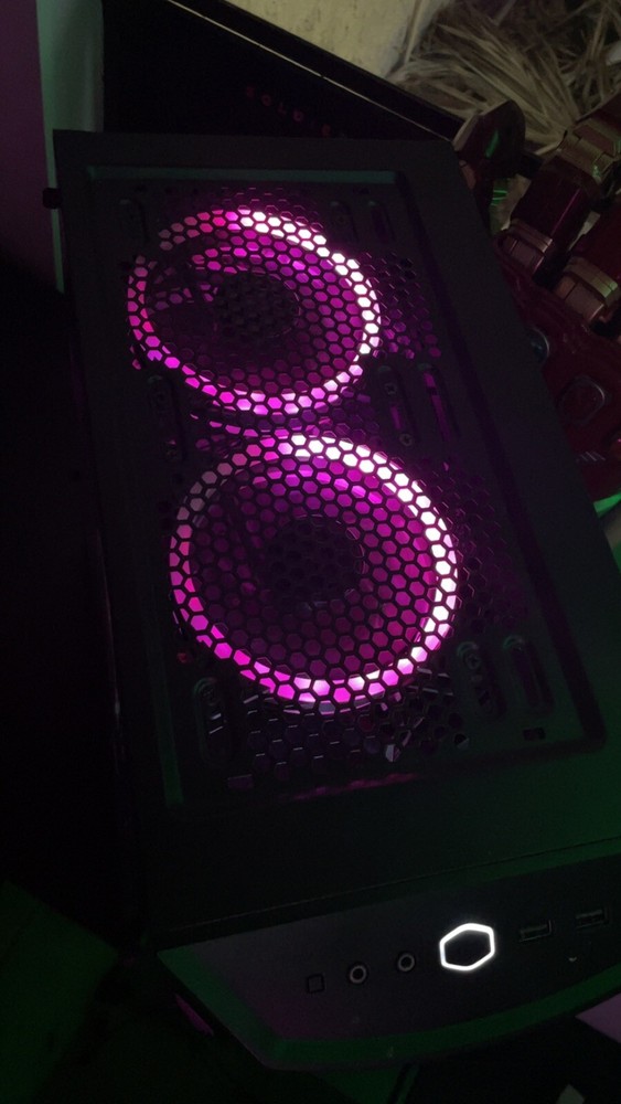 gaming pc desktop computer
