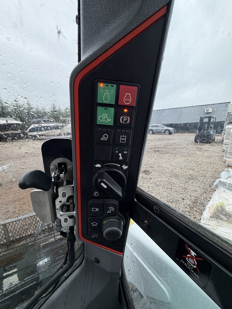Bobcat T76 Platinum