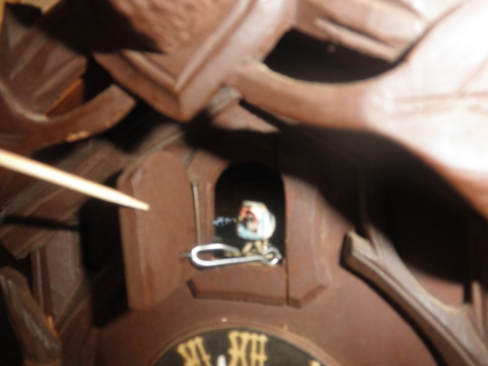 Cuckoo Clock German made Black Forest Seth Thomas working Hunter 1 Day CK3242C