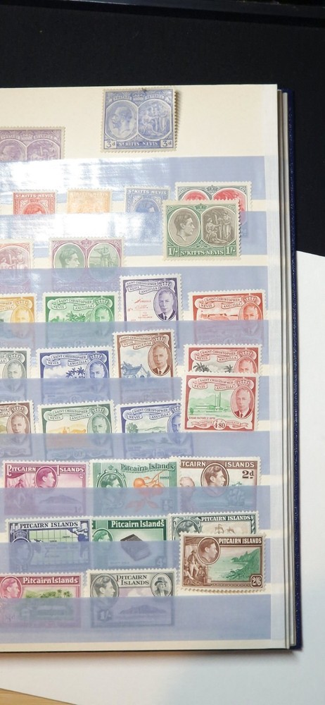 ST KITTS, CHRISTOPHER & PITCAIRN ISL Collection - UMM/Fine MM