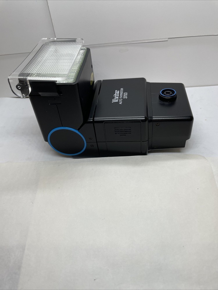 VIVITAR AUTO THYRISTOR 3700 FLASH Tested Excellent Condition