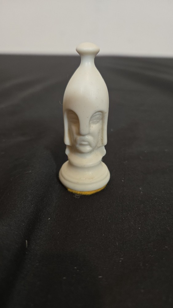 2.5" Mid Century Duncan White Pawn Chess Replacement