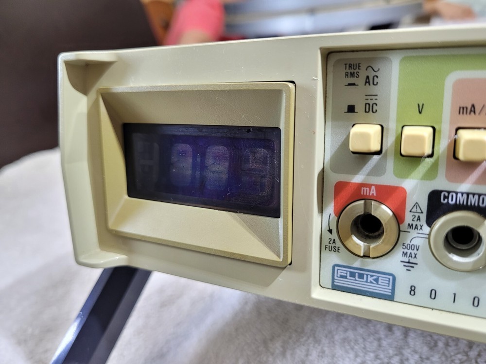 Fluke 8010A Meter