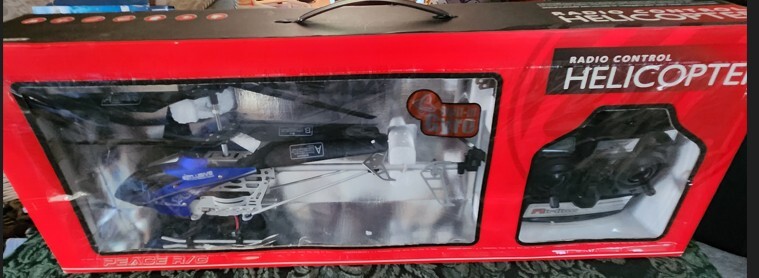 R/C Helicopter and Controller (New)