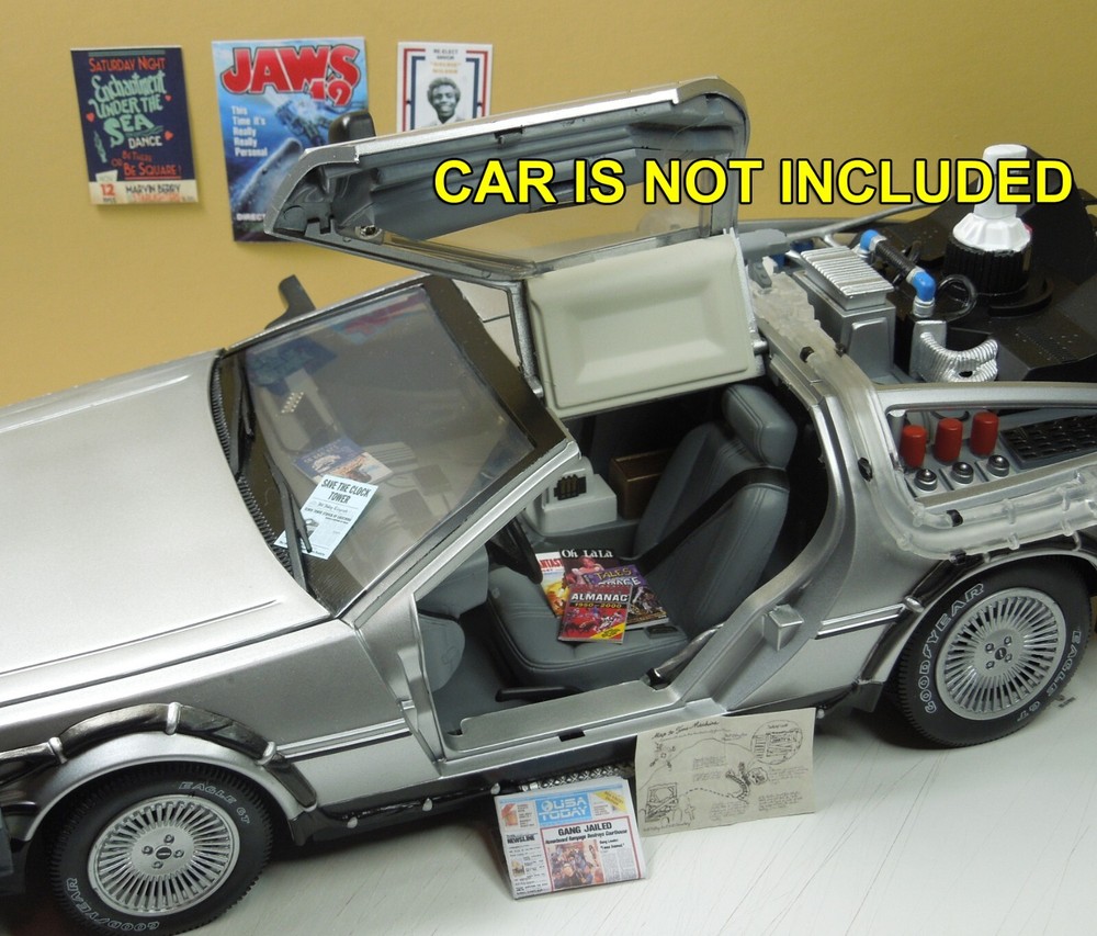 Back to the Future 1/15 scale Magazines and Documents - Large Assortment