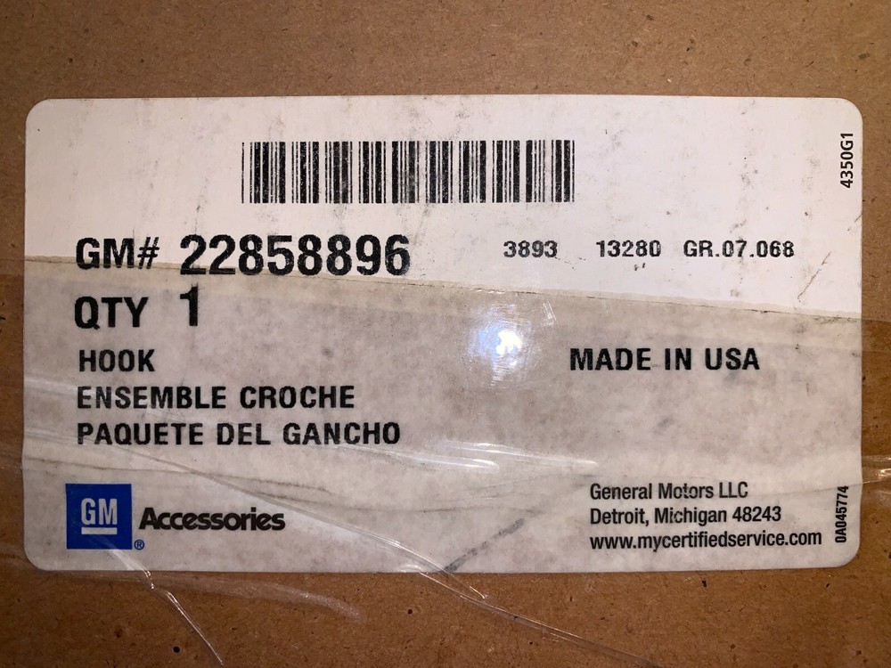 GM 22858896 Black Tow Hooks