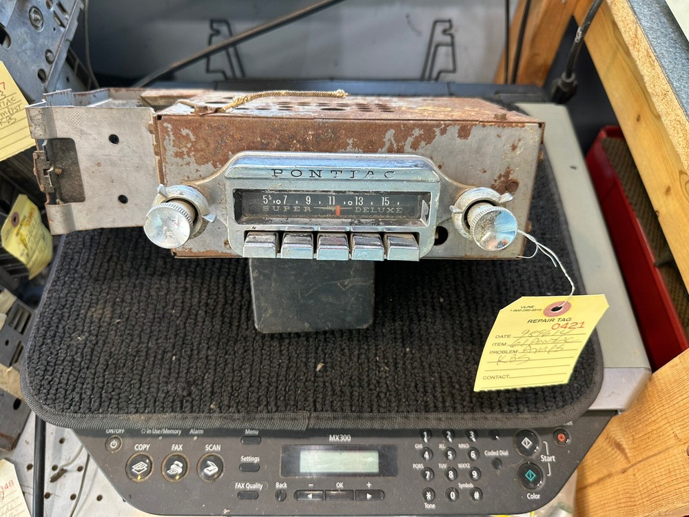 1961 Pontiac AM Pushbutton Radio With Knobs