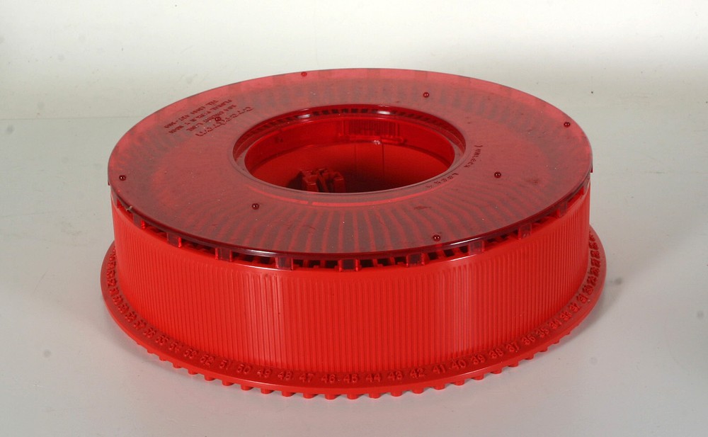 Red Colored Universal 80 Slide Tray