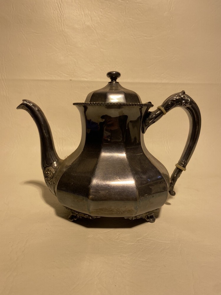 Vintage Reed & Barton 3560 Silverplated Tea Pot