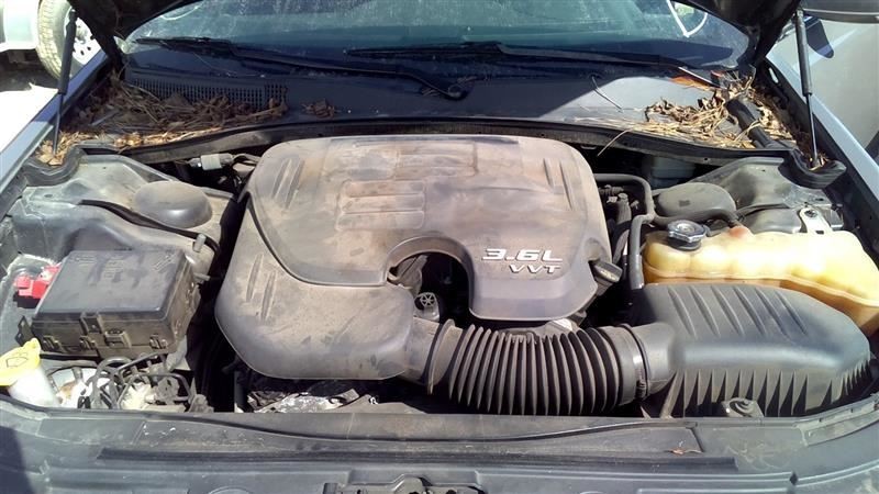 300 2014 Fuse Box Cabin 1038366111