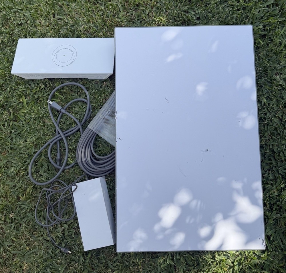 Starlink Standard 4 X satellite kit