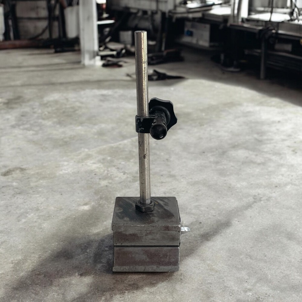 Magnetic Base With Indicator Holder