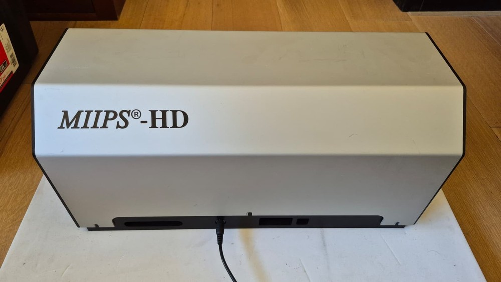 MIIPS-HD Ultrafast Laser Pulse Shaper – High Definition Pulse Compression