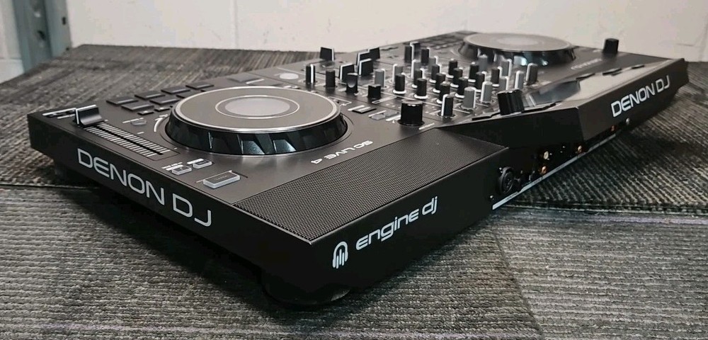 Denon DJ JP21 SC Live 4 Standalone DJ Controller System