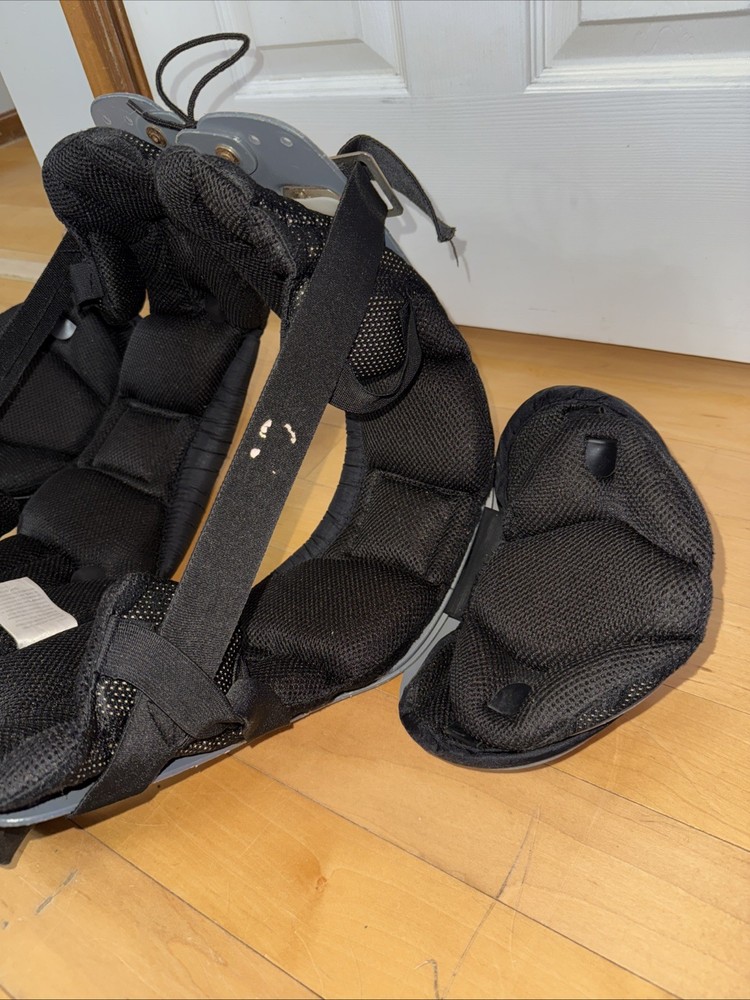 Schutt Mid Flex Size Small Shoulder Pad (80015)