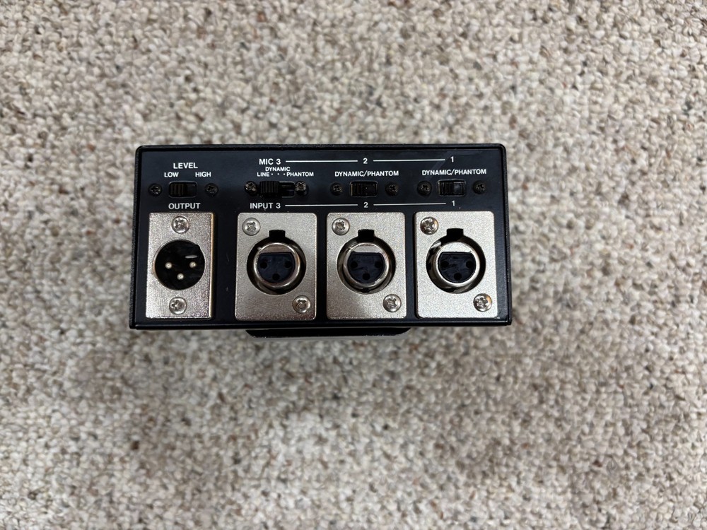 Comprehensive Mic Mixer MX-1002