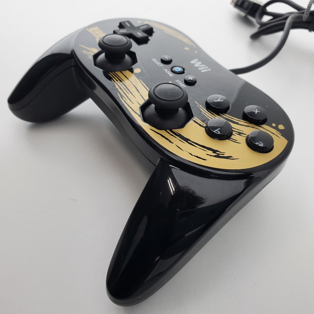 Nintendo Official Wii Classic Controller Pro Samurai Warriors 3 Limited Edition