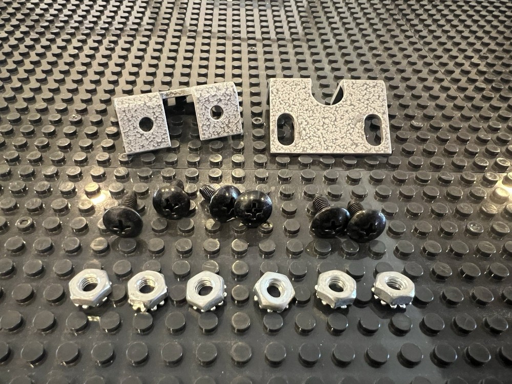 Doug Fleenor Design RK 8-2 Rackmount kit