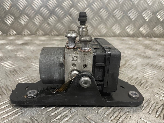 BMW C EVOLUTION ABS module pump 2015