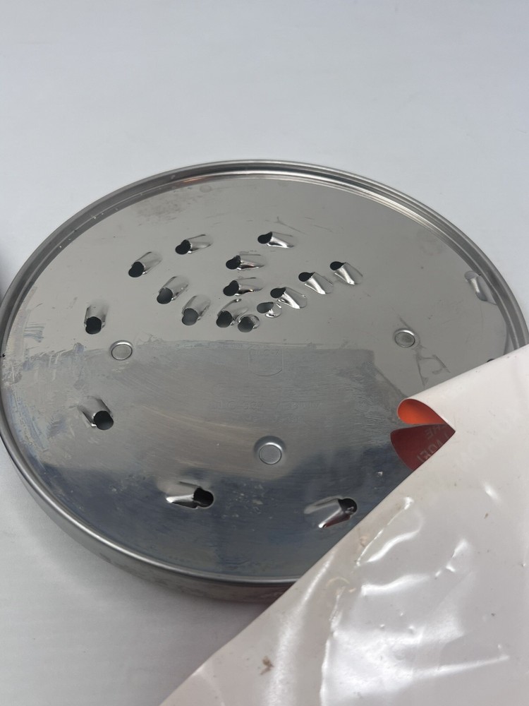 Cuisinart DLC-7 2 Discs for Food Processor Includes DLC-044 4mm DLC-037 M Grater