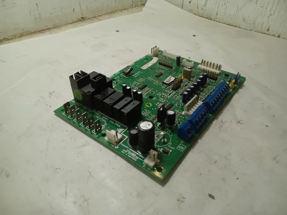 Source 668105601 Control Circuit Board used (I13E)