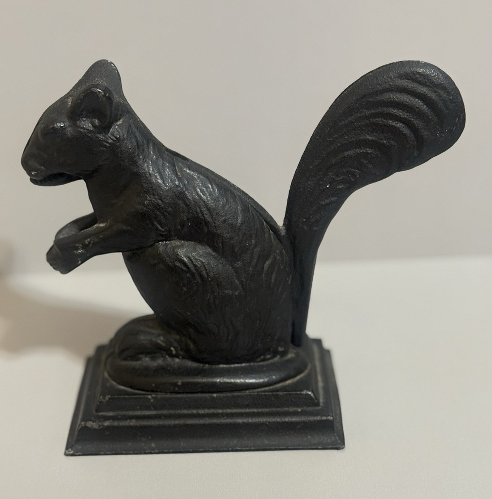 Vintage Heavy Cast Iron Squirrel Shaped Nutcracker Black