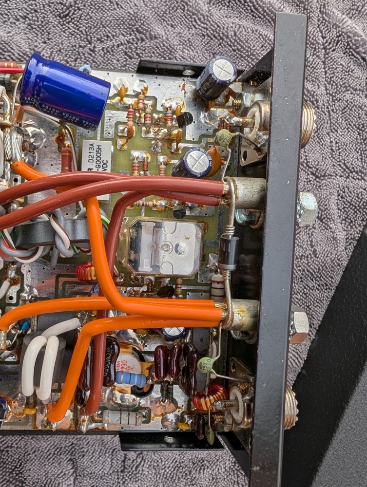 LA900 Amateur Mobile Amplifier