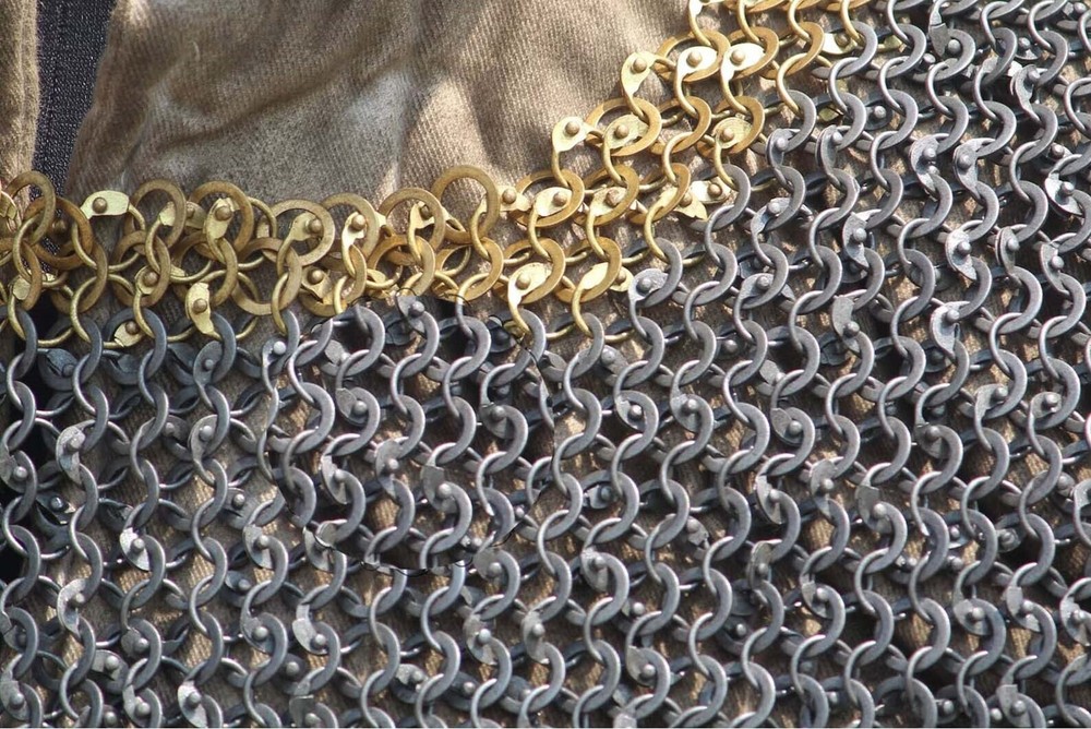 8mm Round Ring Chainmail Shirt | Solid Rings, Brass Dome Riveted Edge