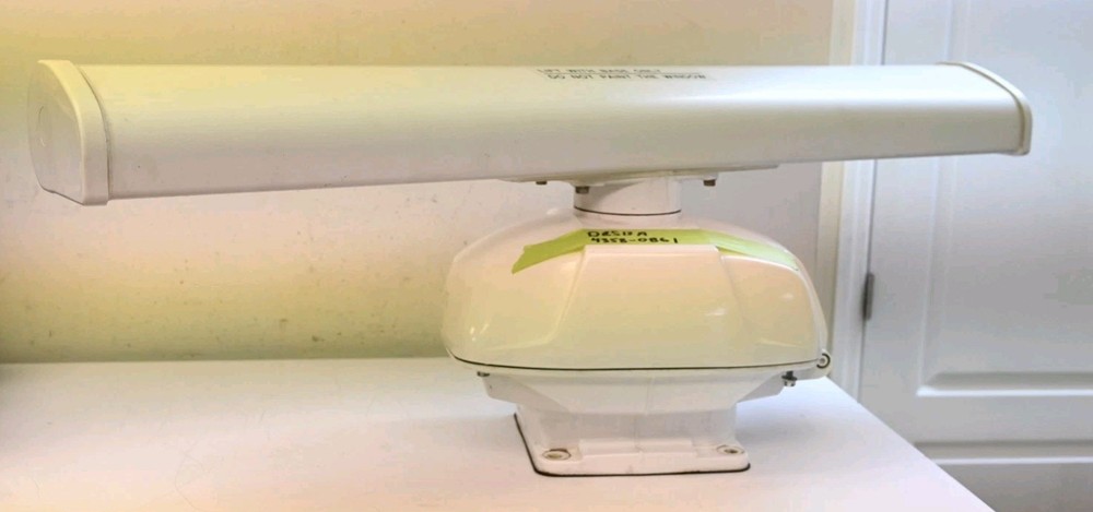 Furuno Radar Sensor 6' Array DRS12A NAVnet 3D 12kW UHD Digital.