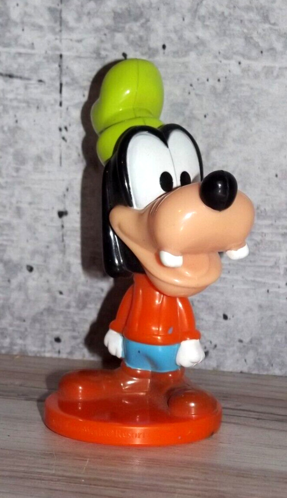 Kellogg's 2003 Goofy Mini Bobblehead 3 Inches Tall Toy B64
