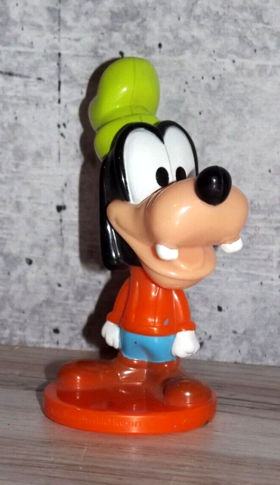 Kellogg's 2003 Goofy Mini Bobblehead 3 Inches Tall Toy B64