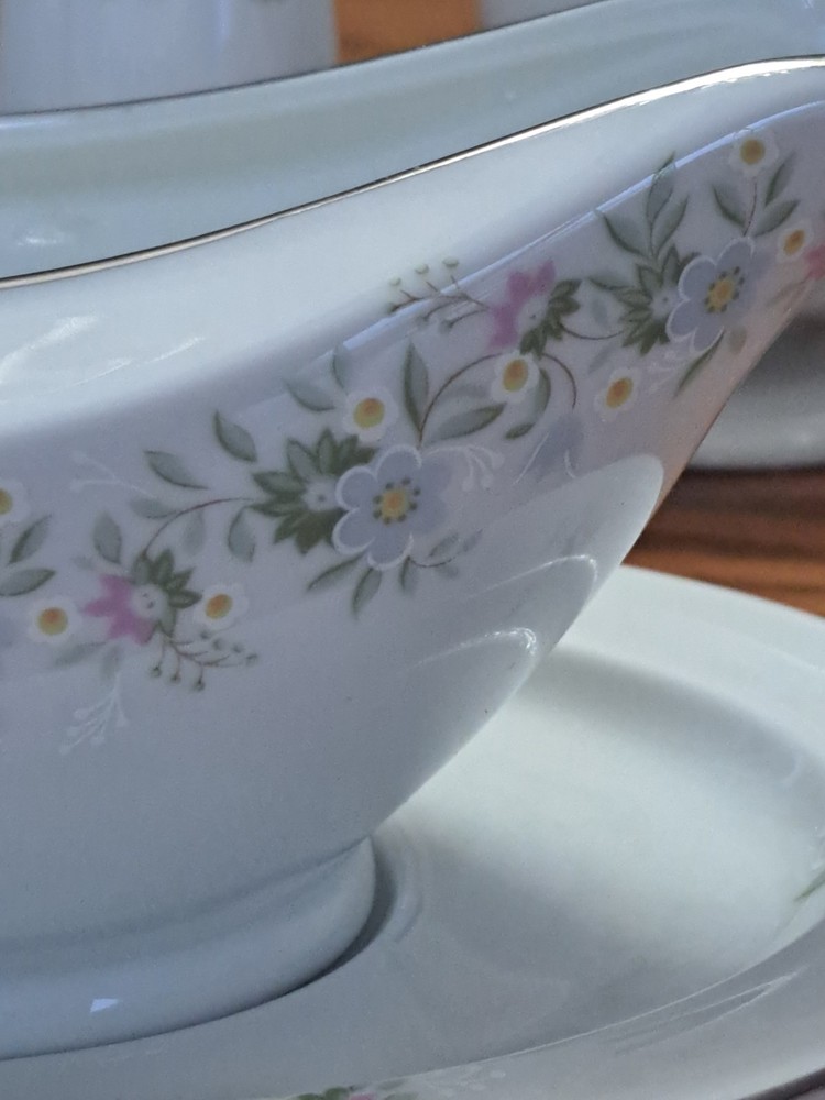 Johann Haviland Forever Spring Floral Scroll 31 Piece Dinnerware Grouping