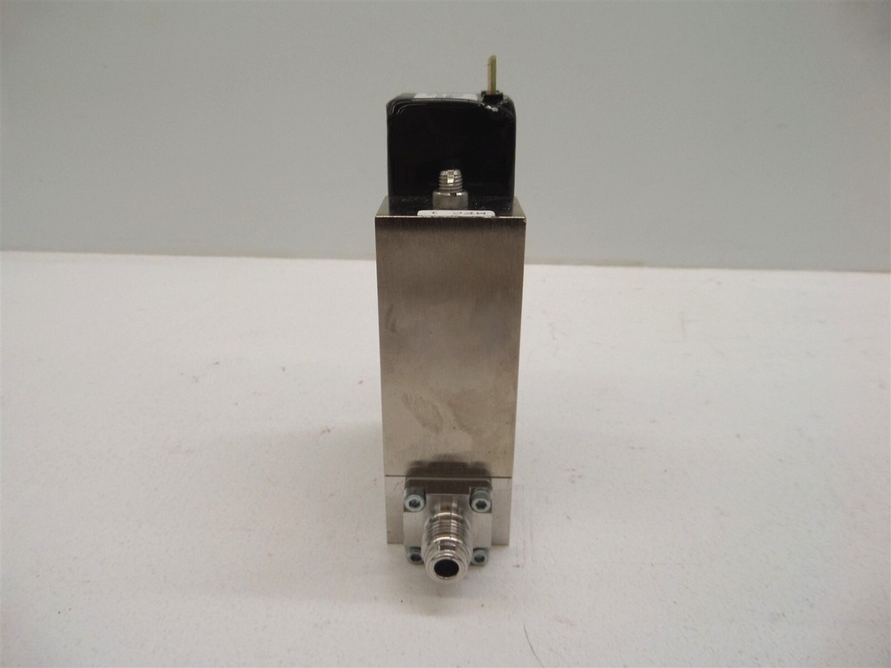 Unit Instruments UFC-1268A Mass Flow Controller - Gas: N2