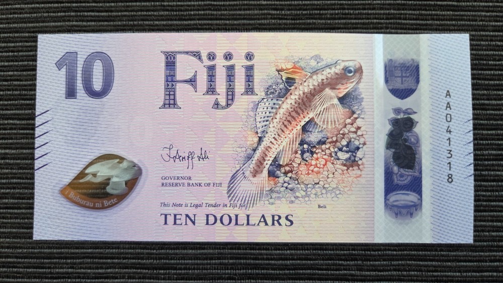 FIJI $10 Dollars 2026 First Prefix AA UNC Polymer Banknote Folder