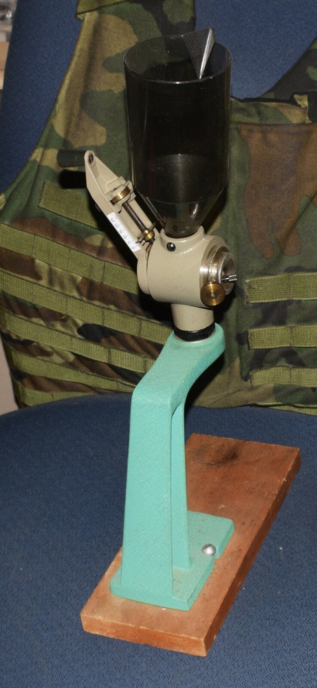 RCBS POWDER MEASURING STAND