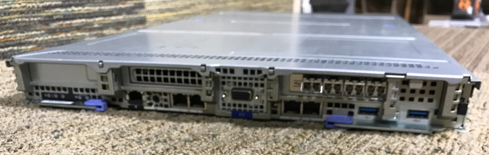 IBM Storwize V5100 SFF Controller 02YJ799 02PX552