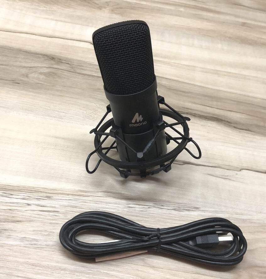 MAONO USB Microphone with Mount & USB Cable ~ Podcast / Gaming